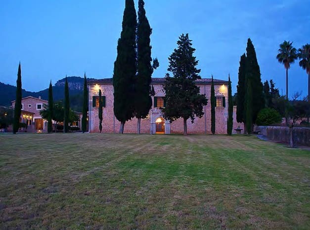 84 bedroom Finca/Country House for sale in Valldemosa with pool garage - € 23,000,000 (Ref: 5712001)