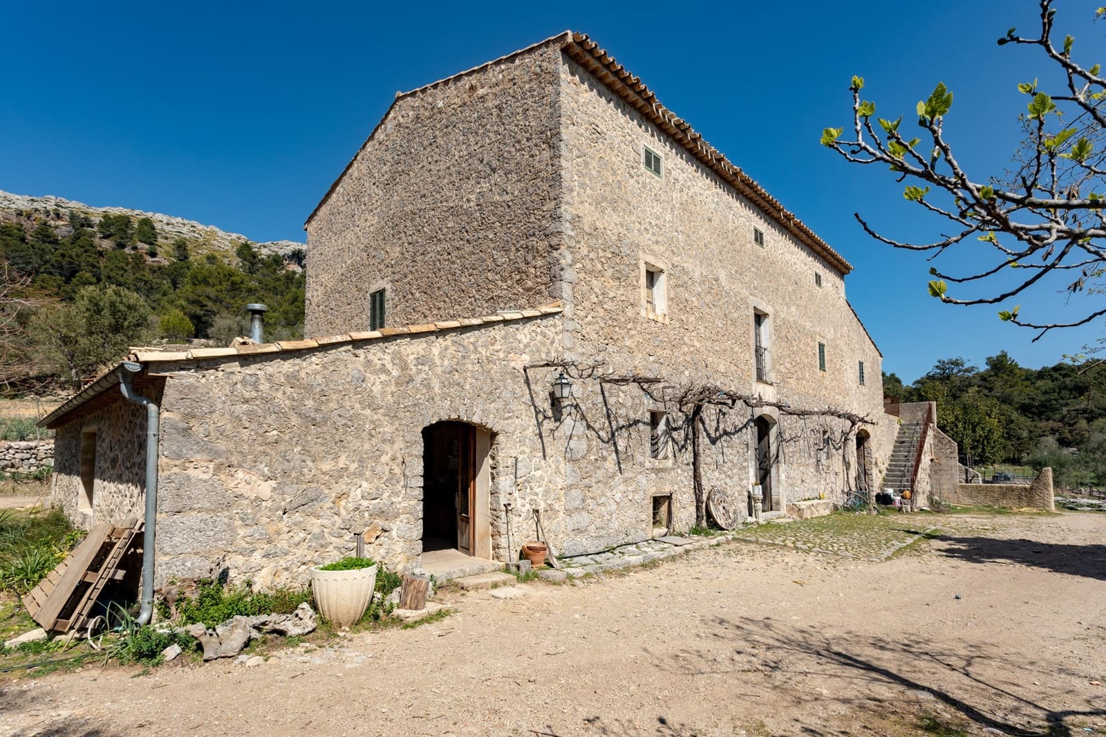 8 quarto Quinta/Casa Rural para venda em Escorca com garagem - 5 400 000 € (Ref: 5712028)