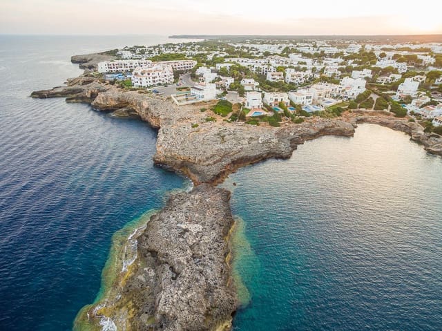 Building Plot for sale in Cala d'Or, Santanyí - € 1,700,000 (Ref: 5712050)