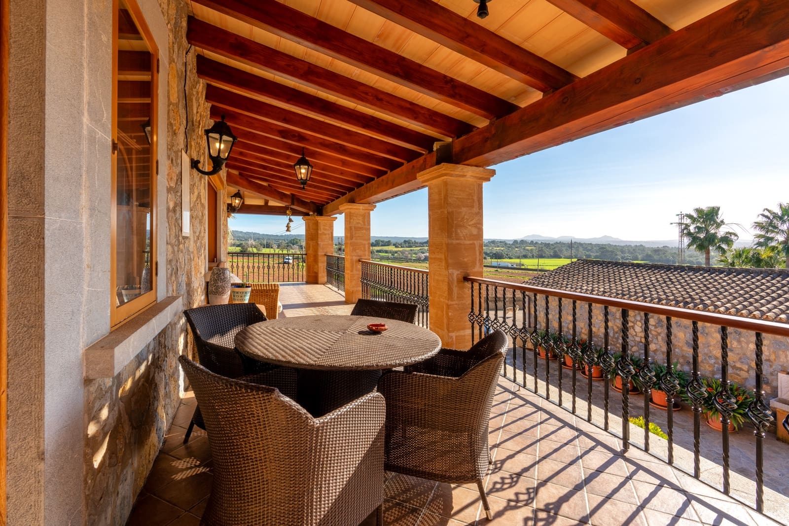 4 soveværelse Finca/Landehus til salg i Puntiro med swimmingpool garage - € 2.950.000 (Ref: 5723990)