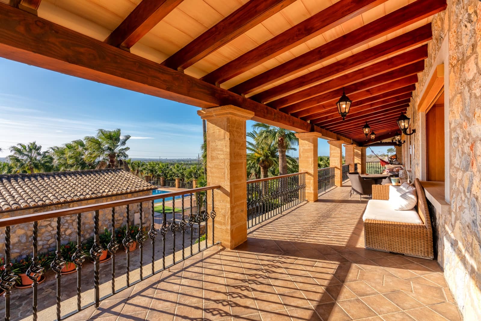 4 soveværelse Finca/Landehus til salg i Puntiro med swimmingpool garage - € 2.950.000 (Ref: 5723990)