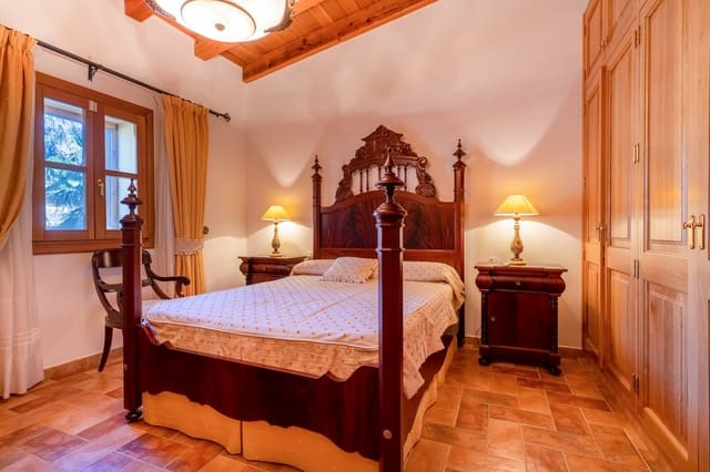 4 soveværelse Finca/Landehus til salg i Puntiró, Palma de Mallorca med swimmingpool garage - € 2.950.000 (Ref: 5723990)