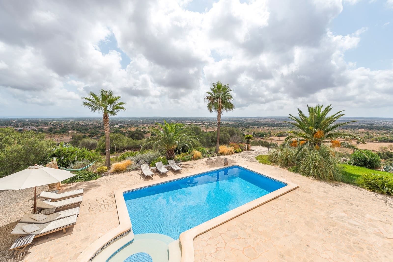 4 soveværelse Finca/Landehus til leje i Santanyi med swimmingpool garage - € 5.500 (Ref: 5821478)