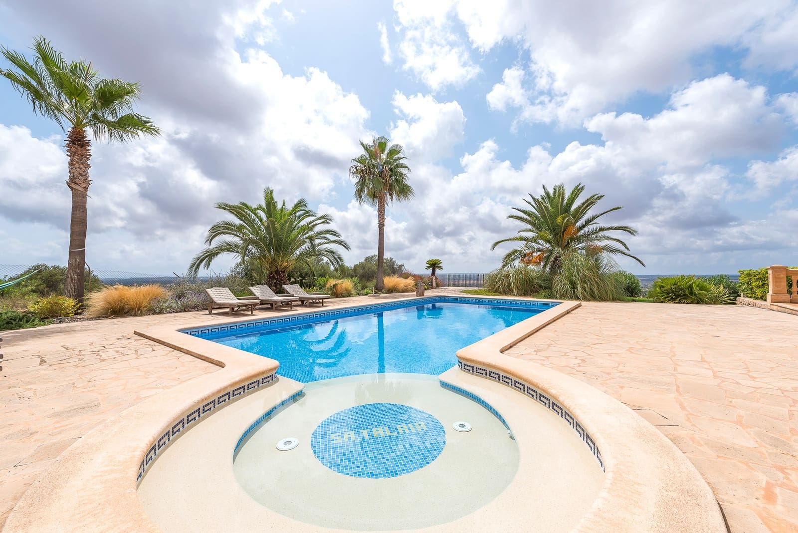 4 soveværelse Finca/Landehus til leje i Santanyi med swimmingpool garage - € 5.500 (Ref: 5821478)