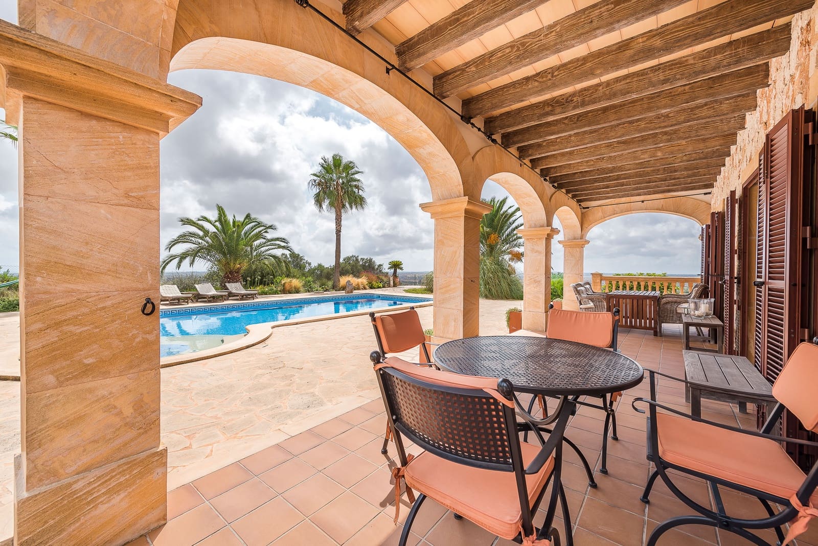 4 soveværelse Finca/Landehus til leje i Santanyi med swimmingpool garage - € 5.500 (Ref: 5821478)