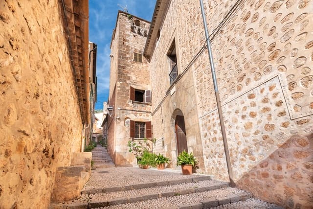 8 soveværelse Villa til salg i Fornalutx - € 2.700.000 (Ref: 5923726)