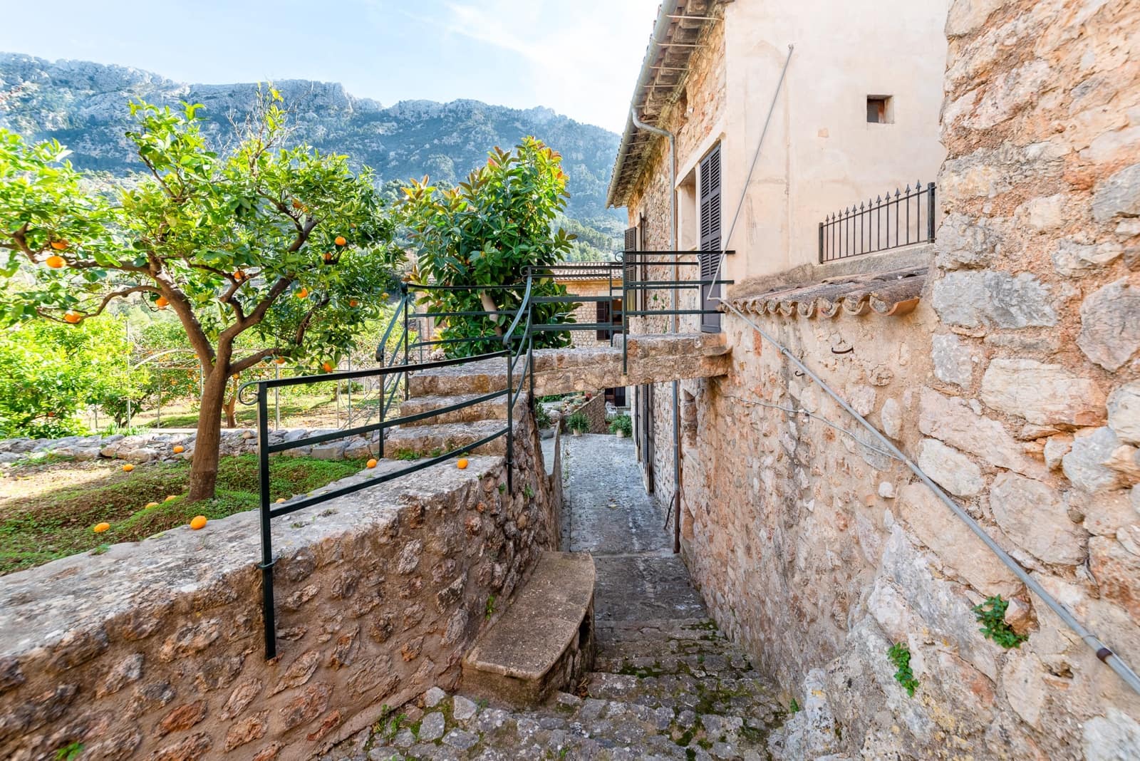 8 soveværelse Villa til salg i Fornalutx - € 2.700.000 (Ref: 5923726)