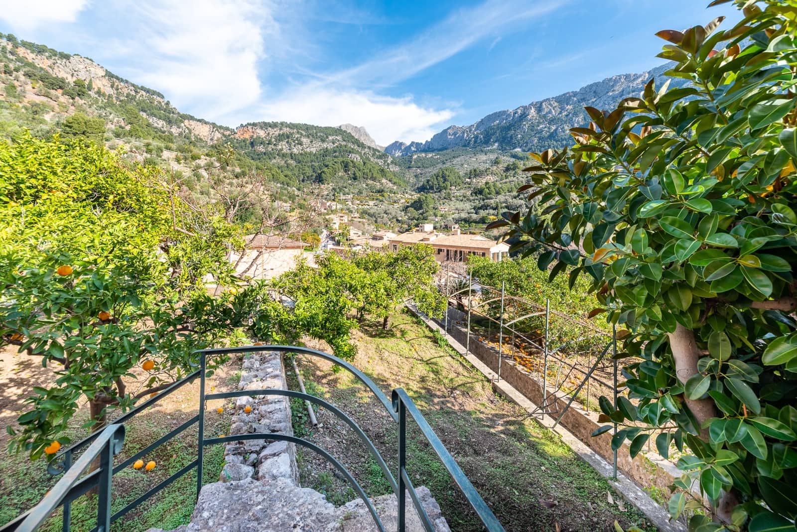 8 soveværelse Villa til salg i Fornalutx - € 2.700.000 (Ref: 5923726)