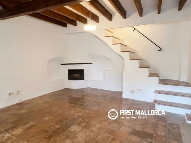 3 bedroom Townhouse for rent in Puigpunyent - € 2,300 (Ref: 5923750)