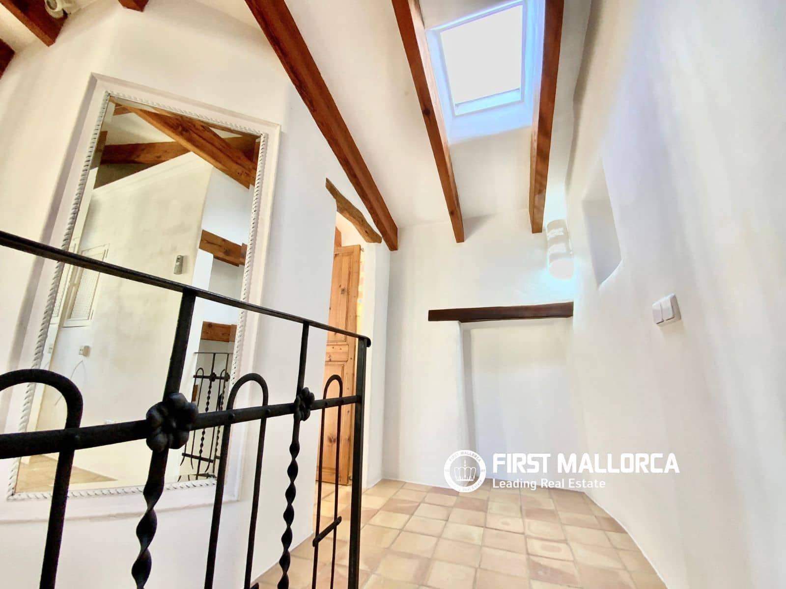 3 bedroom Townhouse for rent in Puigpunyent - € 2,300 (Ref: 5923750)