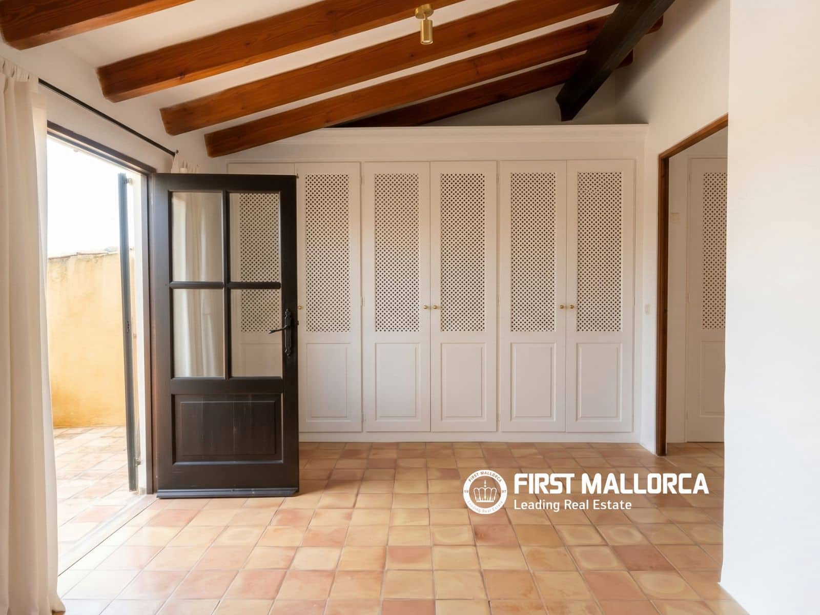 3 bedroom Townhouse for rent in Puigpunyent - € 2,300 (Ref: 5923750)