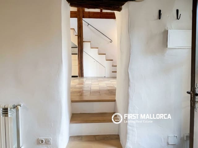 3 bedroom Townhouse for rent in Puigpunyent - € 2,300 (Ref: 5923750)