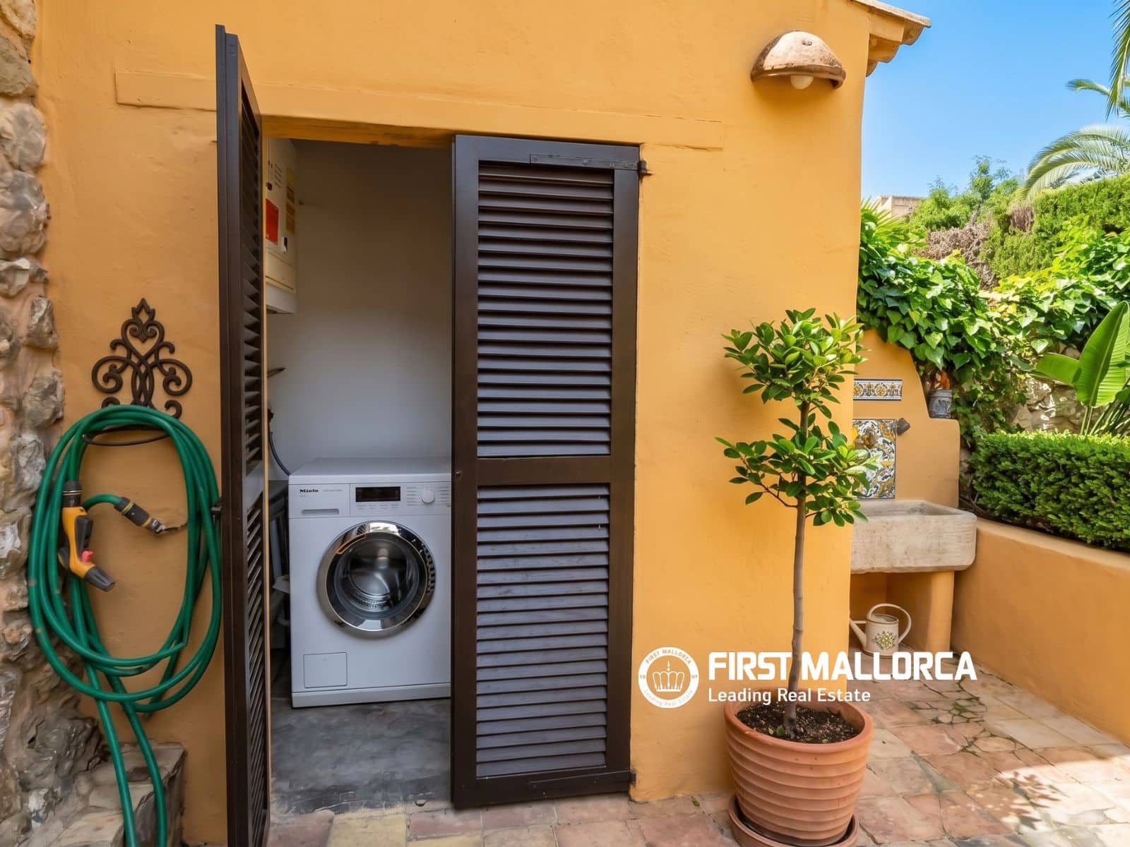 3 bedroom Townhouse for rent in Puigpunyent - € 2,300 (Ref: 5923750)