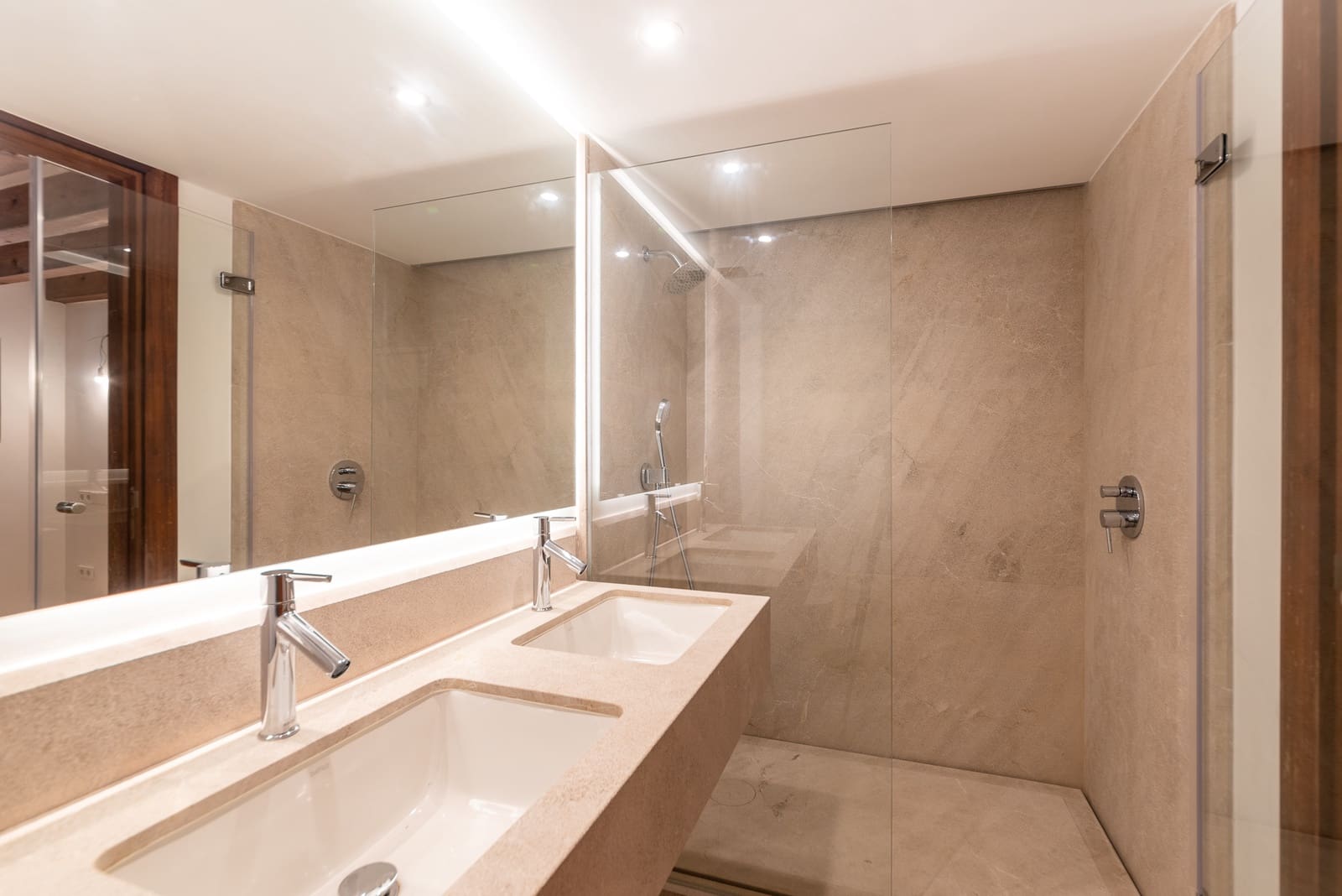 2 sypialnia Apartament na sprzedaż w Palma de Mallorca z garażem - 1 235 000 € (Ref: 5929125)