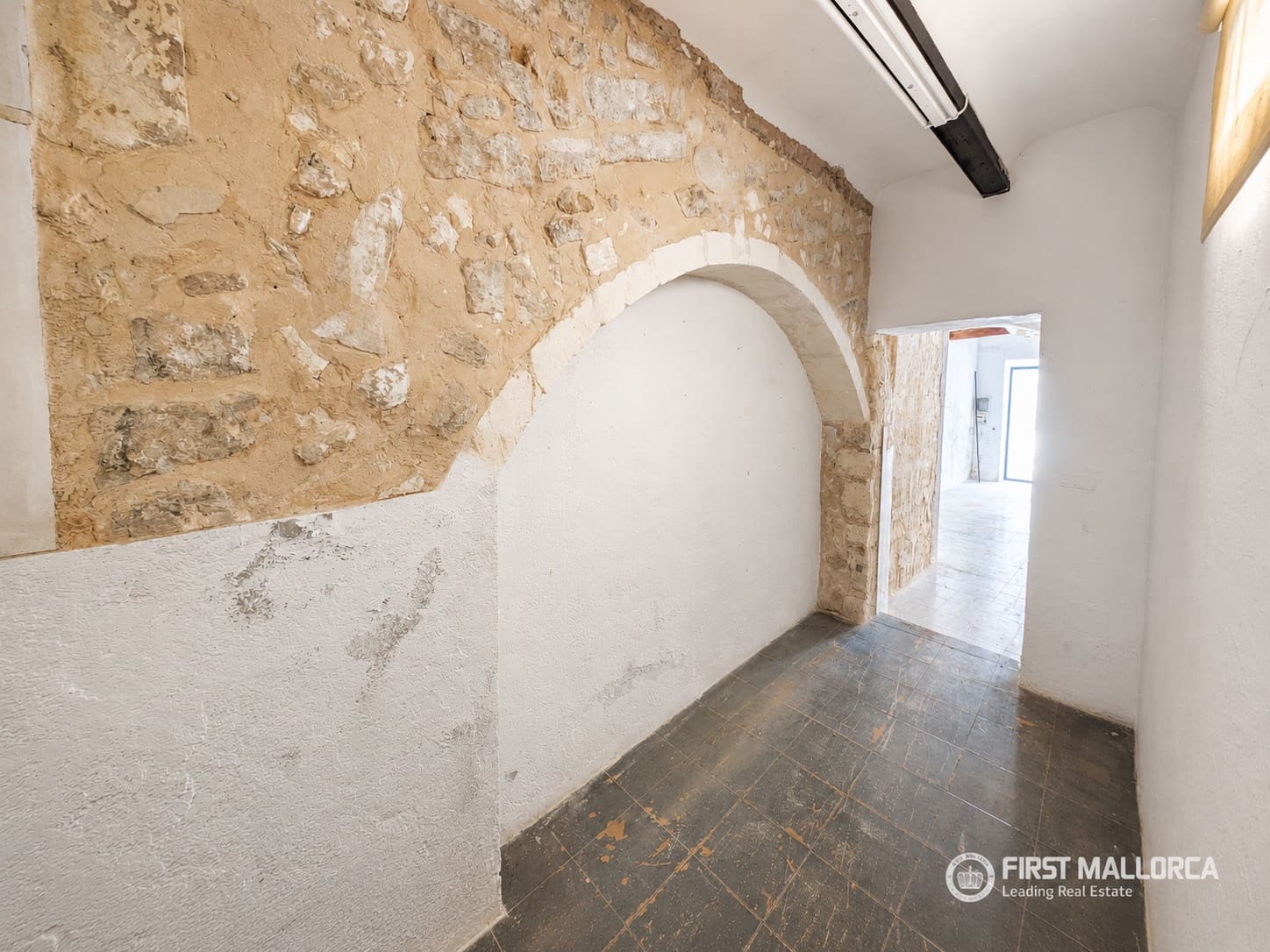 4 bedroom Townhouse for sale in Felanitx with garage - € 699,000 (Ref: 5949566)