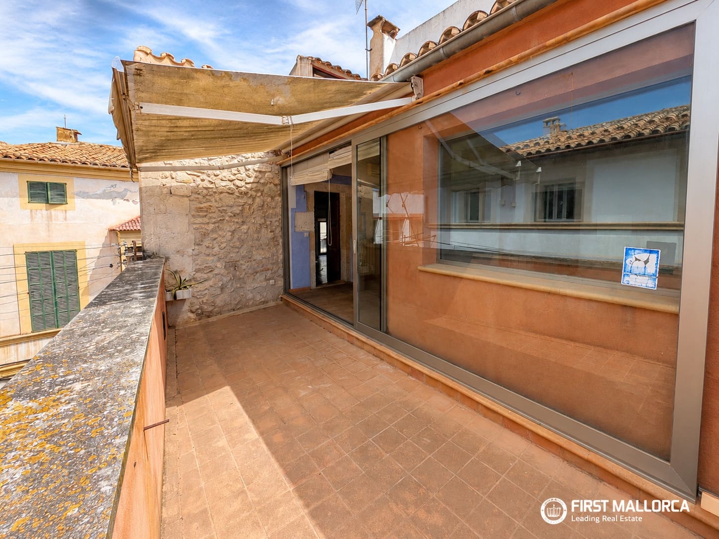 4 bedroom Townhouse for sale in Felanitx with garage - € 699,000 (Ref: 5949566)