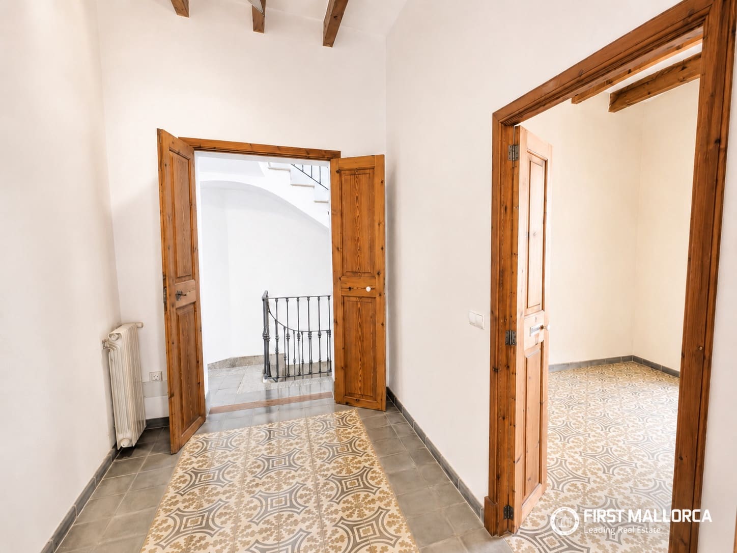 4 bedroom Townhouse for sale in Felanitx with garage - € 699,000 (Ref: 5949566)