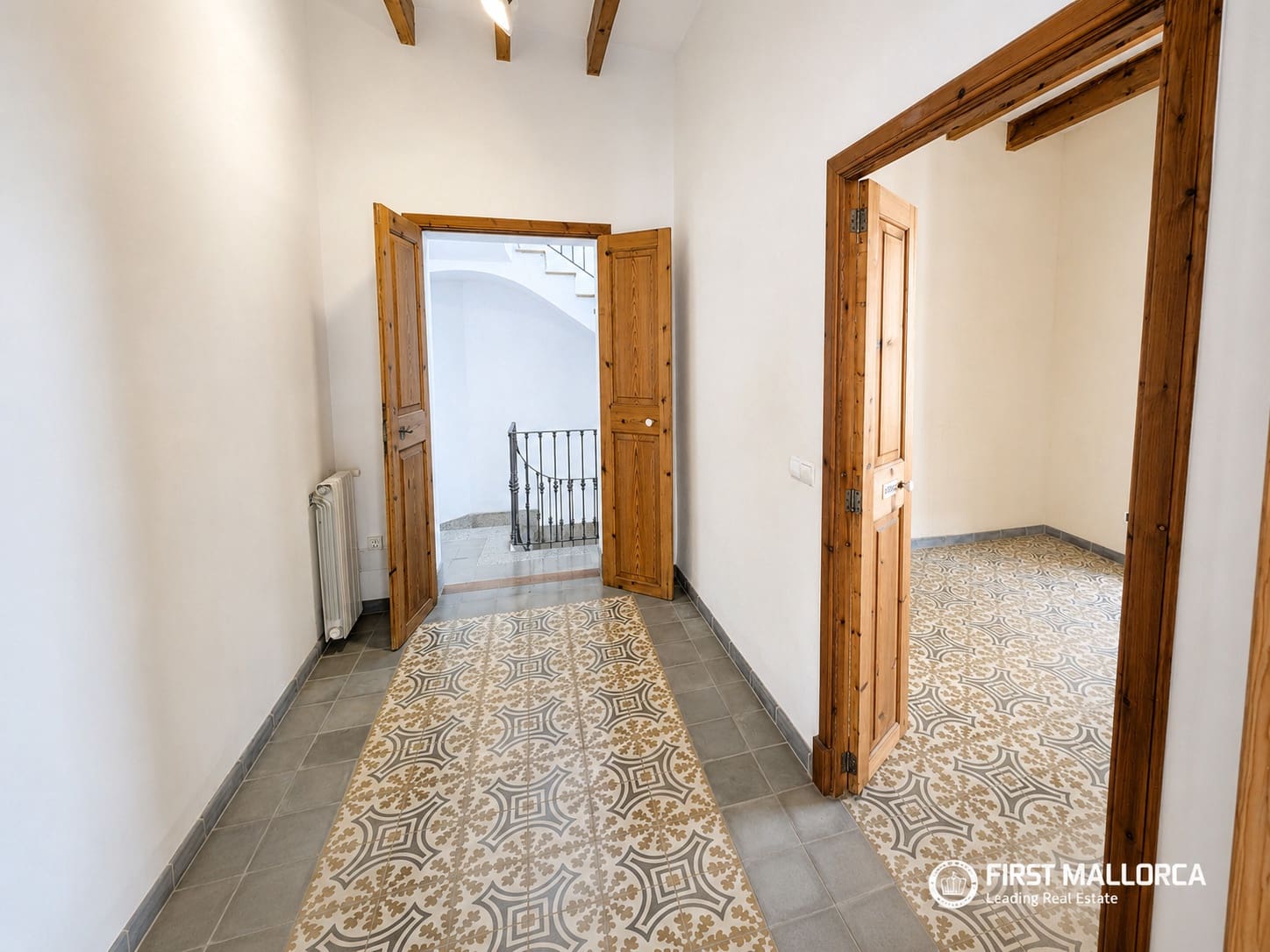 4 bedroom Townhouse for sale in Felanitx with garage - € 699,000 (Ref: 5949566)