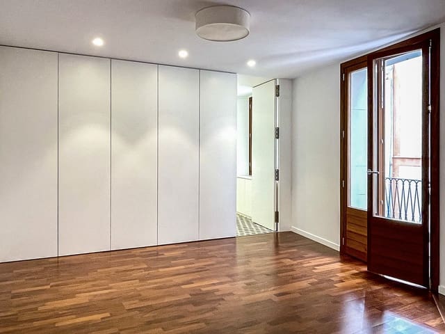 3 bedroom Apartment for rent in El Sindicat, Palma de Mallorca - € 2,900 (Ref: 6283216)