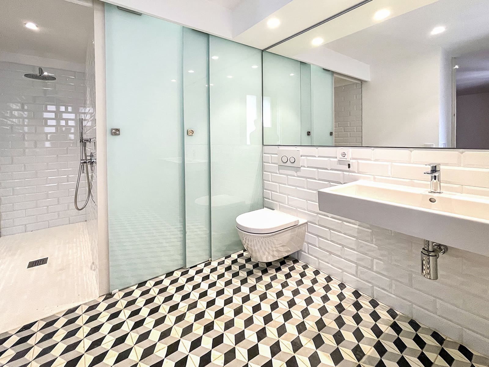 3 bedroom Apartment for rent in Palma de Mallorca - € 2,900 (Ref: 6283216)