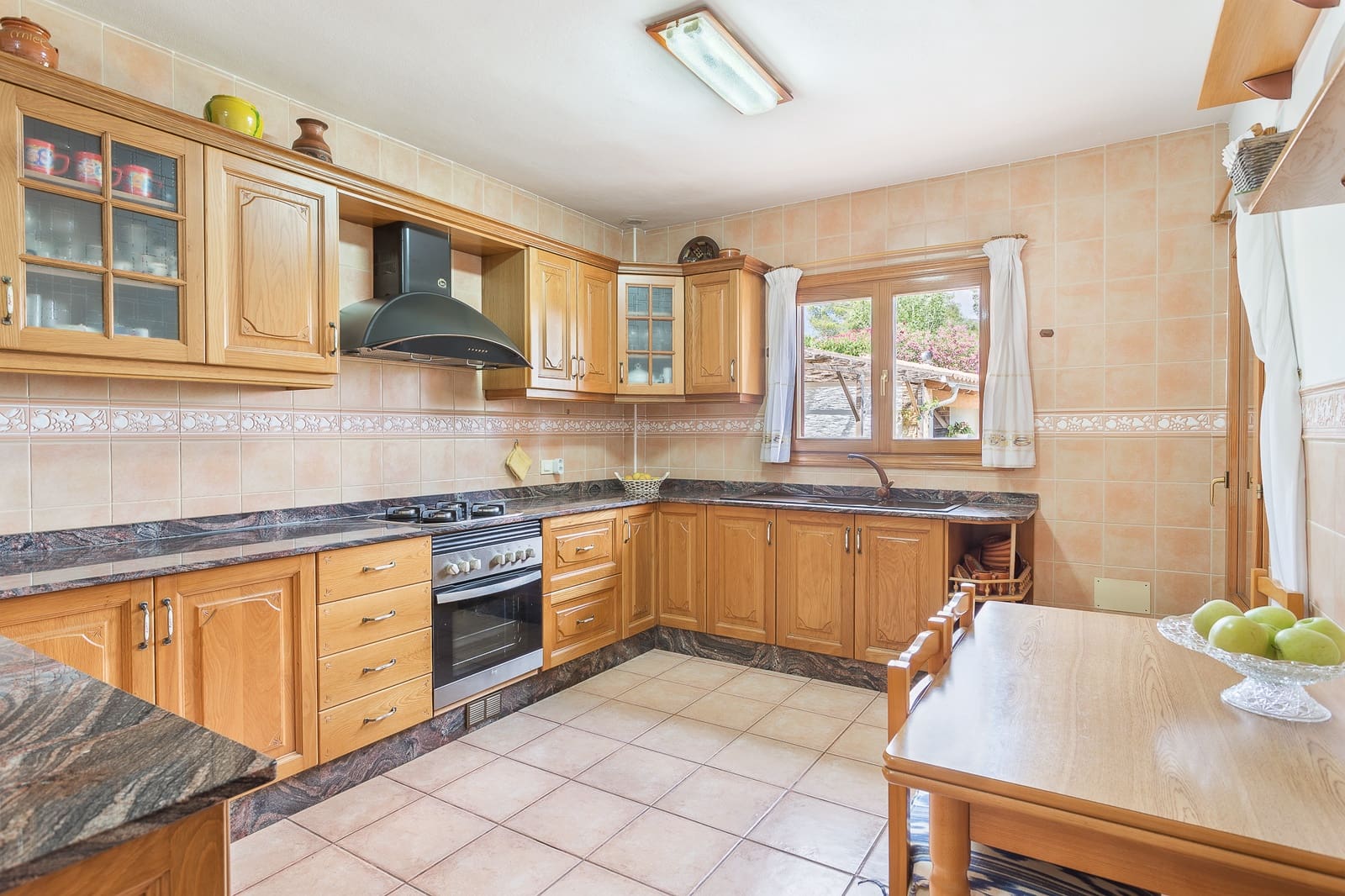 5 soveværelse Villa til salg i Puntiro med swimmingpool garage - € 1.700.000 (Ref: 6328652)