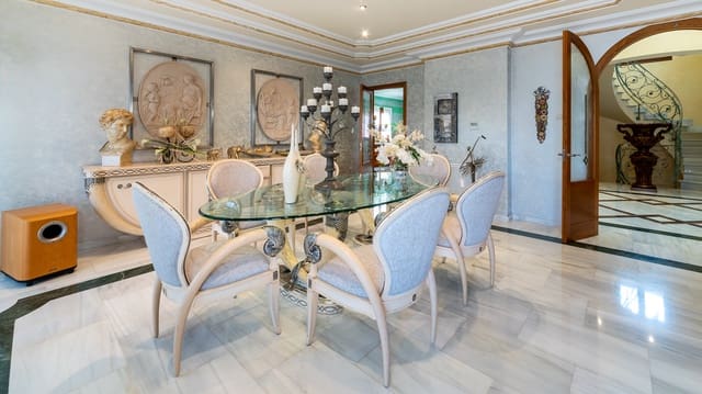 5 soverom Villa til salgs i Ca'n Picafort, Santa Margalida med svømmebasseng garasje - € 2 500 000 (Ref: 6398402)