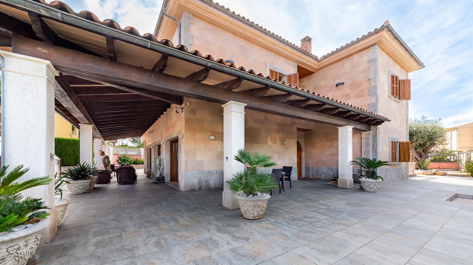 5 soveværelse Villa til salg i Ca'n Picafort med swimmingpool garage - € 2.500.000 (Ref: 6398402)