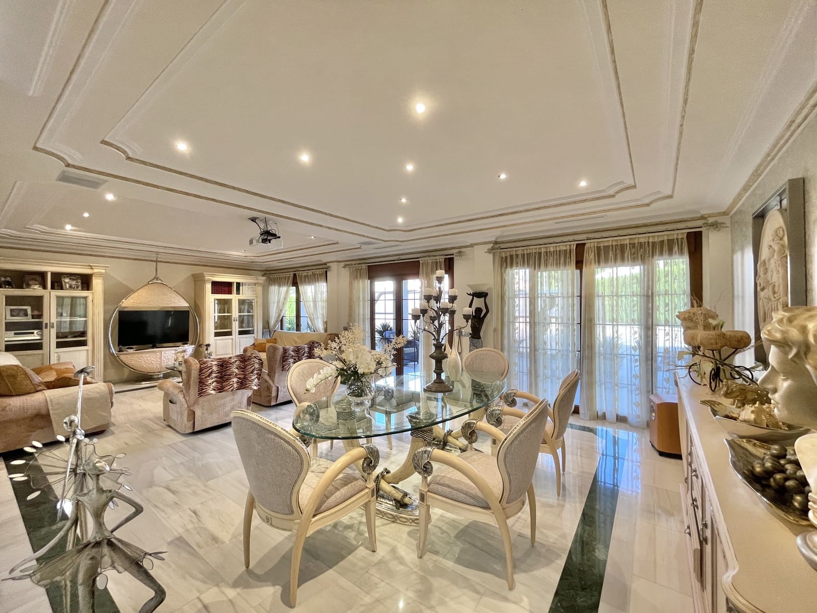 5 soveværelse Villa til salg i Ca'n Picafort med swimmingpool garage - € 2.500.000 (Ref: 6398402)