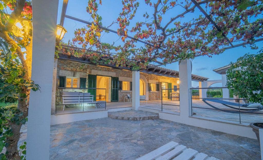 4 bedroom Finca/Country House for rent in Pollensa / Pollenca with pool garage - € 3,000 (Ref: 6428734)