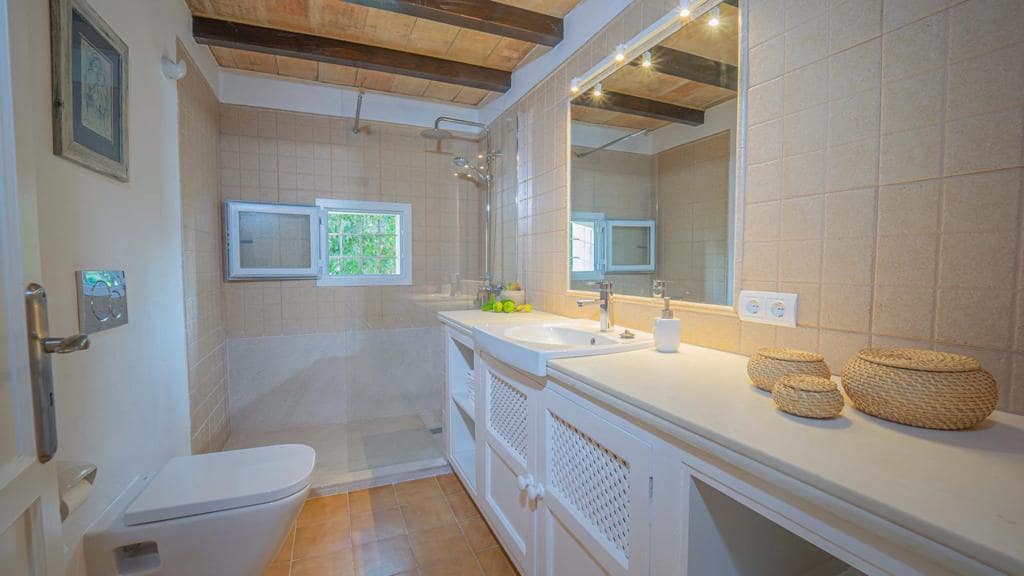 4 bedroom Finca/Country House for rent in Pollensa / Pollenca with pool garage - € 3,000 (Ref: 6428734)