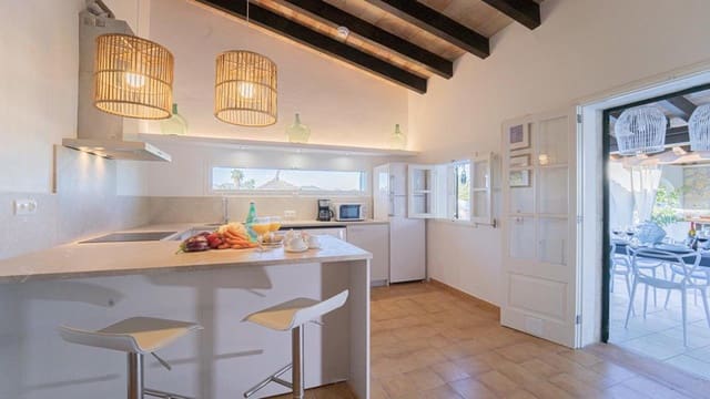 4 camera da letto Finca/Casa di Campagna da affittare in Pollensa / Pollença con piscina garage - 3.000 € (Rif: 6428734)