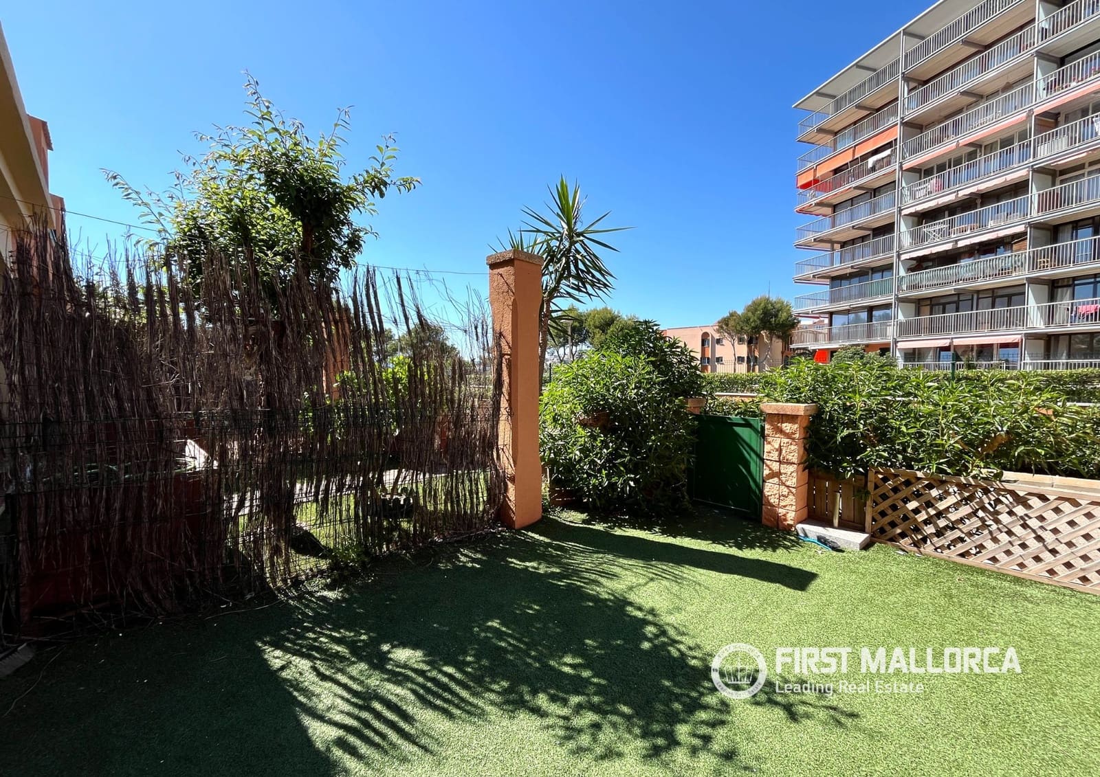 2 sypialnia Apartament do wynajęcia w El Toro / Port Adriano z basenem garażem - 2 150 € (Ref: 6456690)