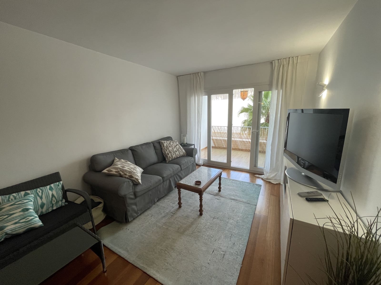 3 slaapkamer Appartement te huur in Palma de Mallorca met garage - € 2.300 (Ref: 6456786)