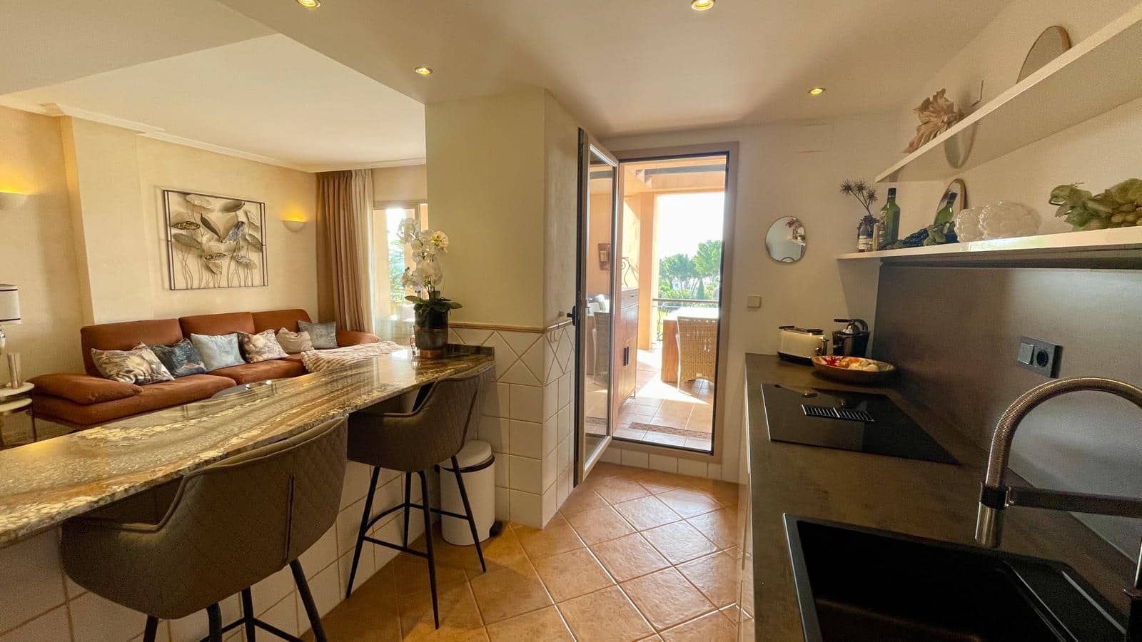 1 bedroom Apartment for rent in Santa Ponsa with garage - € 2,200 (Ref: 6456807)