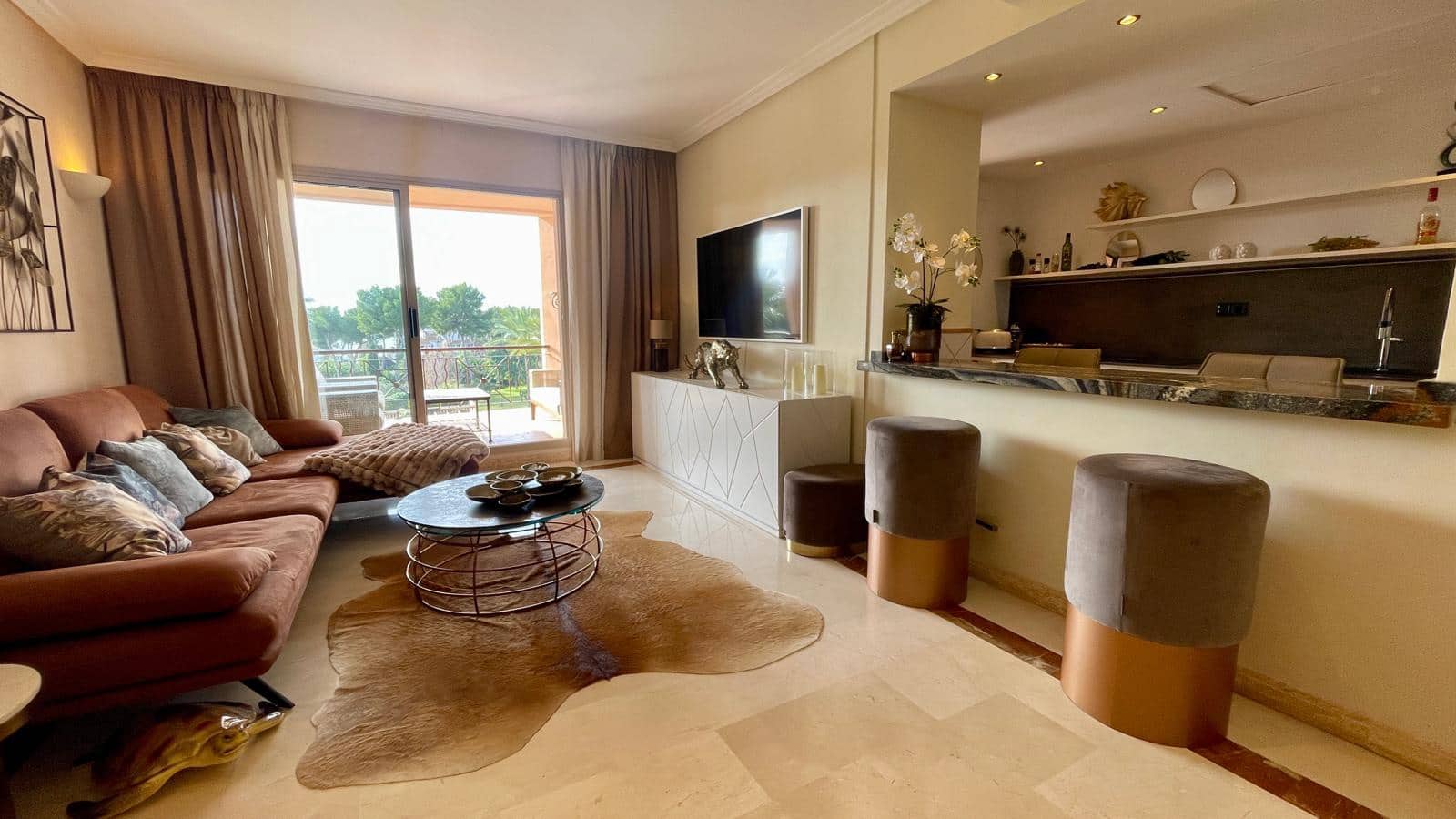 1 bedroom Apartment for rent in Santa Ponsa with garage - € 2,200 (Ref: 6456807)