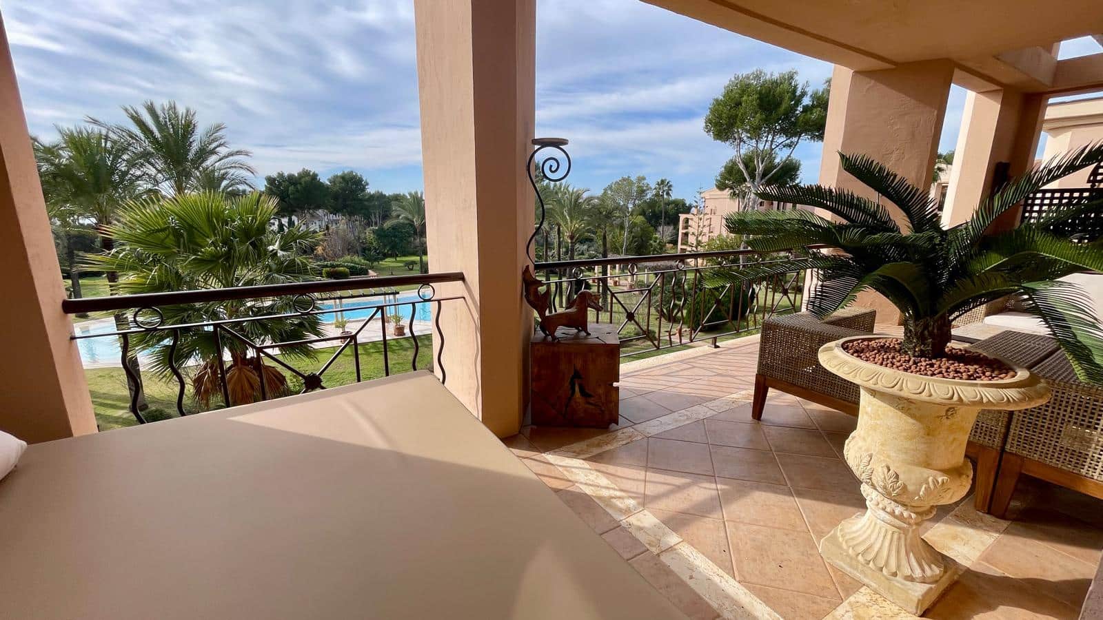 1 bedroom Apartment for rent in Santa Ponsa with garage - € 2,200 (Ref: 6456807)
