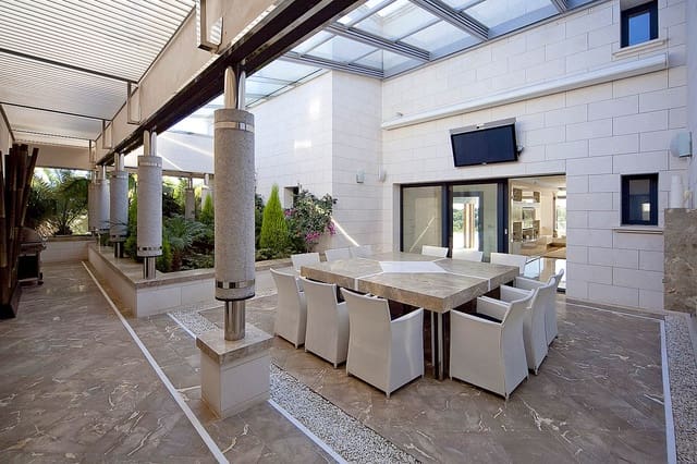 5 soverom Villa til salgs i Bendinat, Calvià med svømmebasseng garasje - € 6 950 000 (Ref: 6456850)