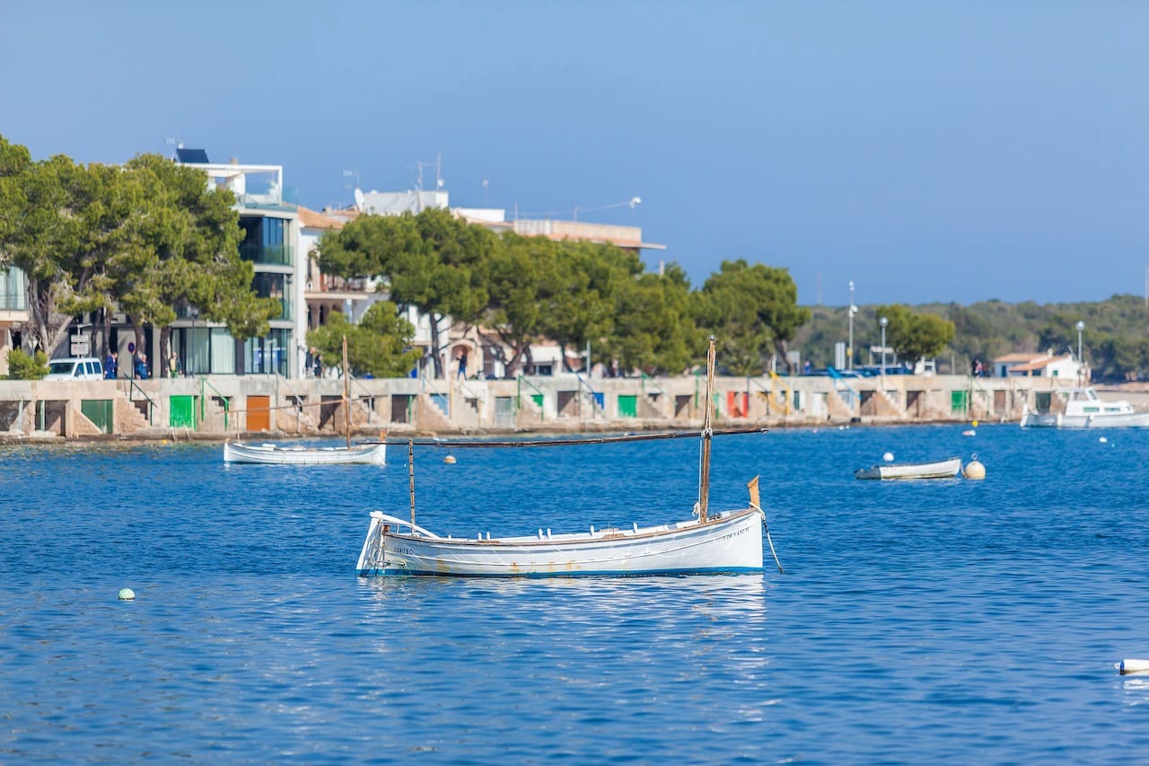 4 soveværelse Villa til leje i Portocolom med swimmingpool garage - € 2.000 (Ref: 6456876)