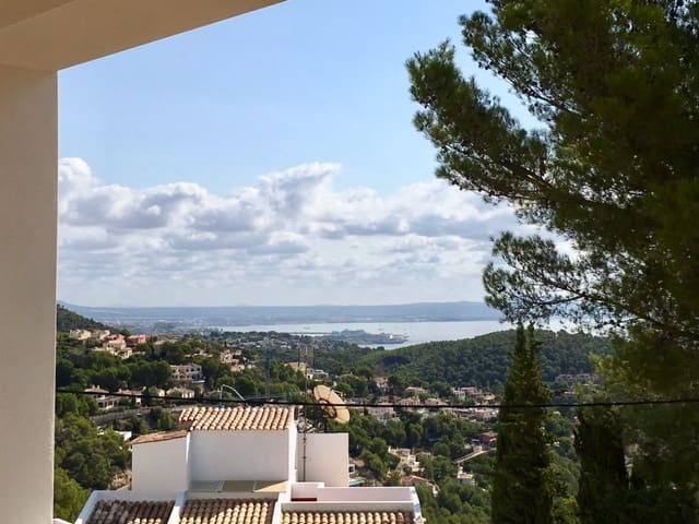 3 soveværelse Villa til leje i Costa d'en Blanes med garage - € 3.950 (Ref: 6456996)