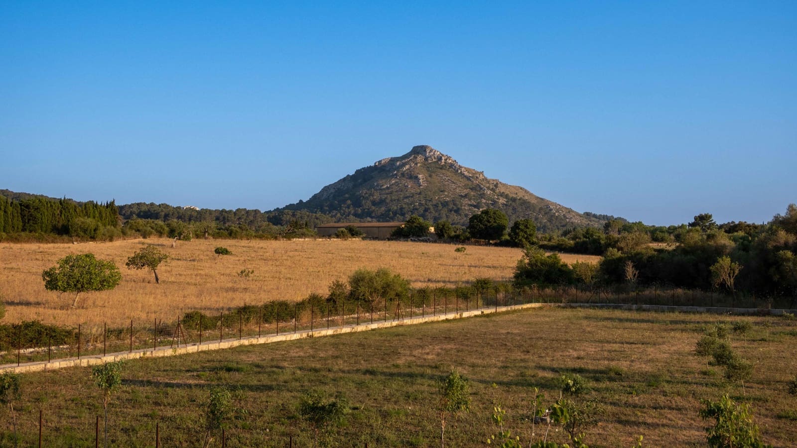 4 soverom Finca/Herregård til salgs i Alcudia med svømmebasseng garasje - € 4 200 000 (Ref: 6457049)