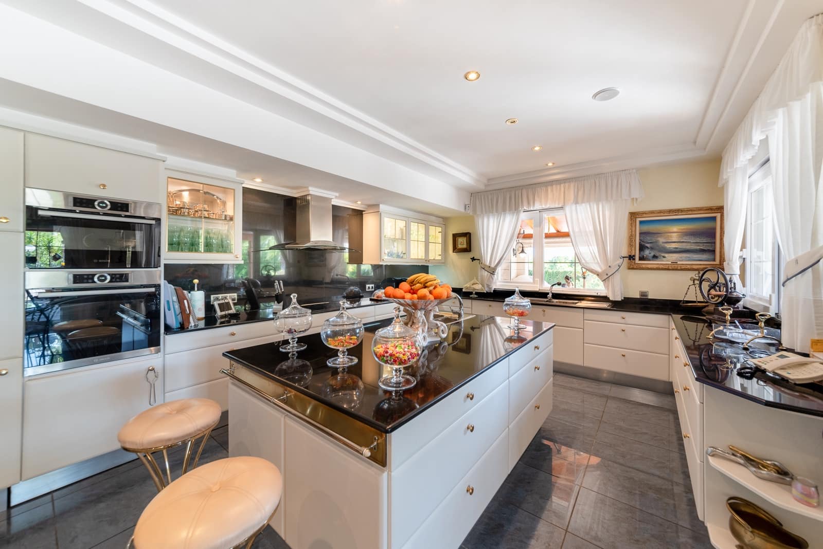 5 soveværelse Finca/Landehus til salg i Inca med swimmingpool garage - € 5.900.000 (Ref: 6457076)