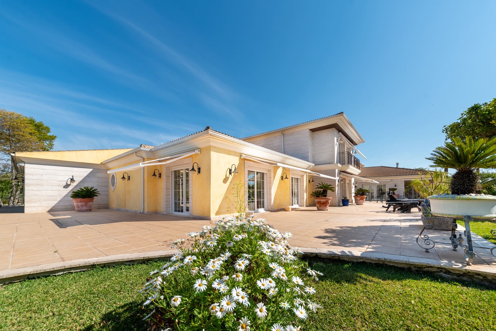 5 soveværelse Finca/Landehus til salg i Inca med swimmingpool garage - € 5.900.000 (Ref: 6457076)