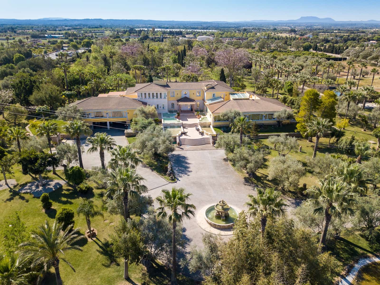 5 soveværelse Finca/Landehus til salg i Inca med swimmingpool garage - € 5.900.000 (Ref: 6457076)