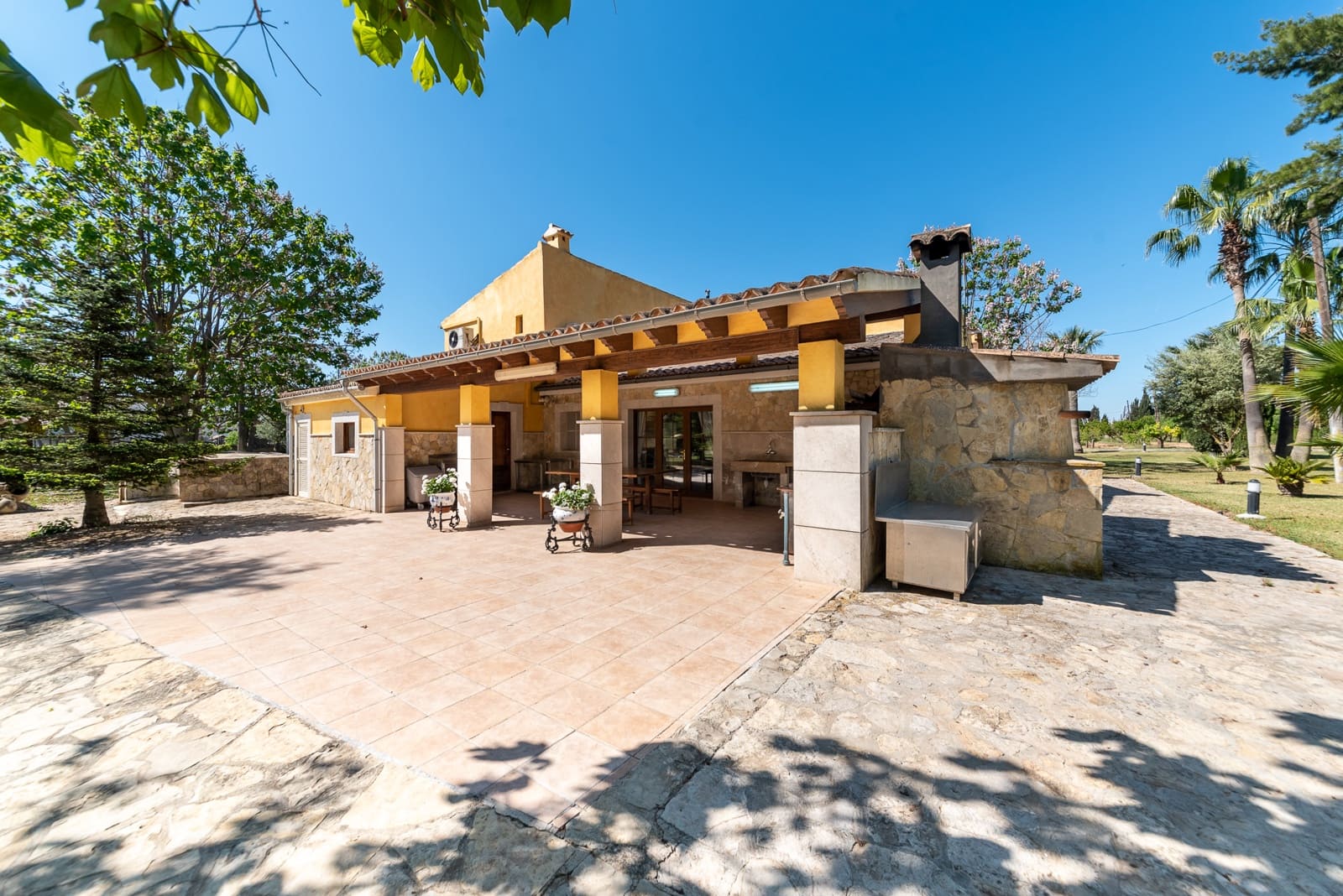 5 soveværelse Finca/Landehus til salg i Inca med swimmingpool garage - € 5.900.000 (Ref: 6457076)