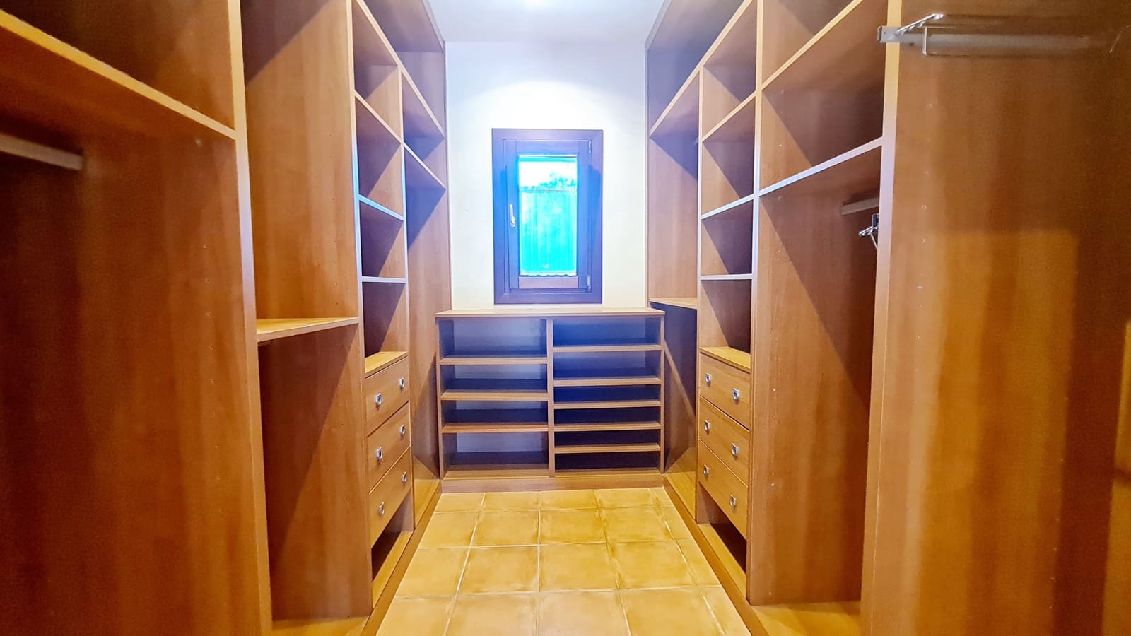 4 soveværelse Villa til leje i Puntiro med swimmingpool garage - € 4.800 (Ref: 6457142)