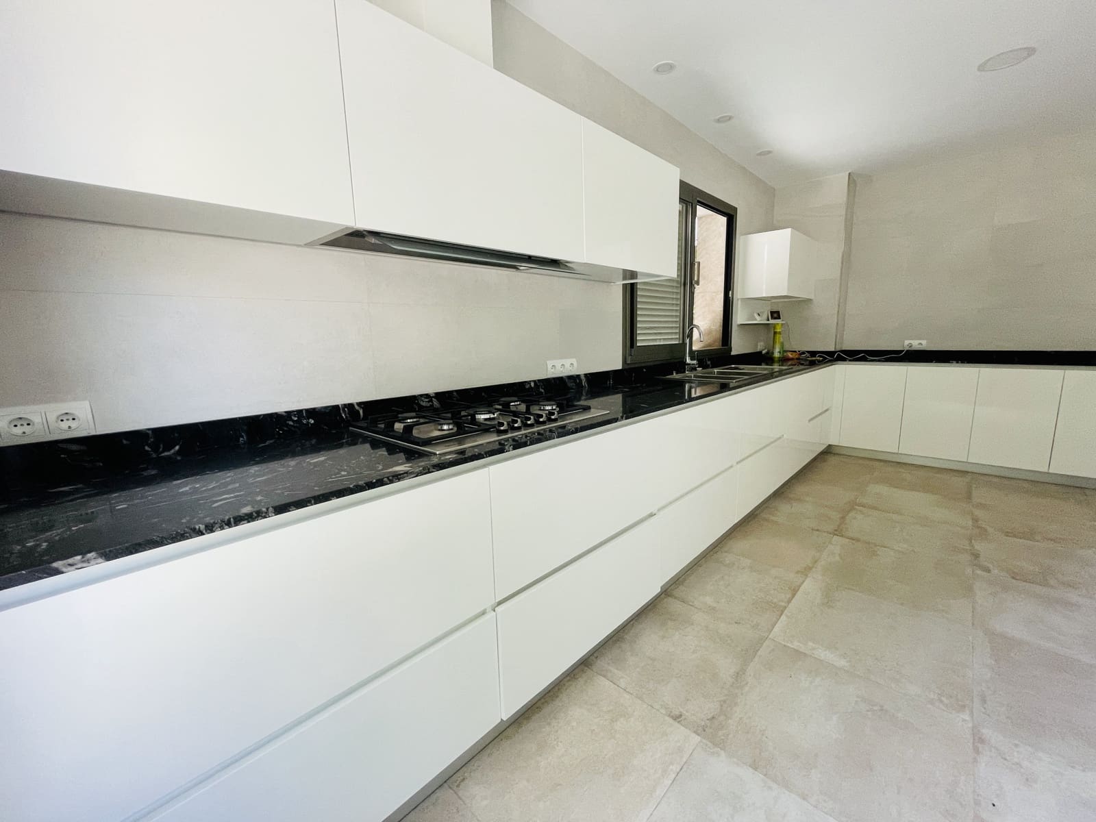 4 soveværelse Semi-Rækkehus til leje i Ca'n Picafort med garage - € 3.500 (Ref: 6457164)