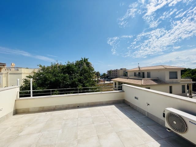 4 soverom Kjedet enebolig til leie i Ca'n Picafort, Santa Margalida med garasje - € 3 500 (Ref: 6457164)