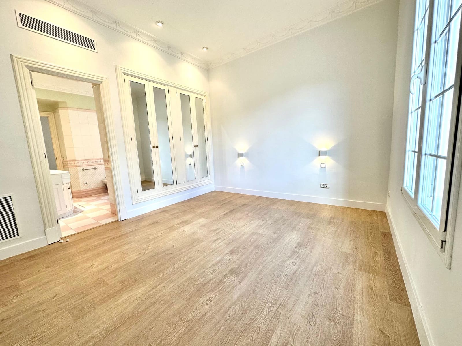 5 soveværelse Villa til leje i Bendinat med swimmingpool garage - € 8.500 (Ref: 6457172)