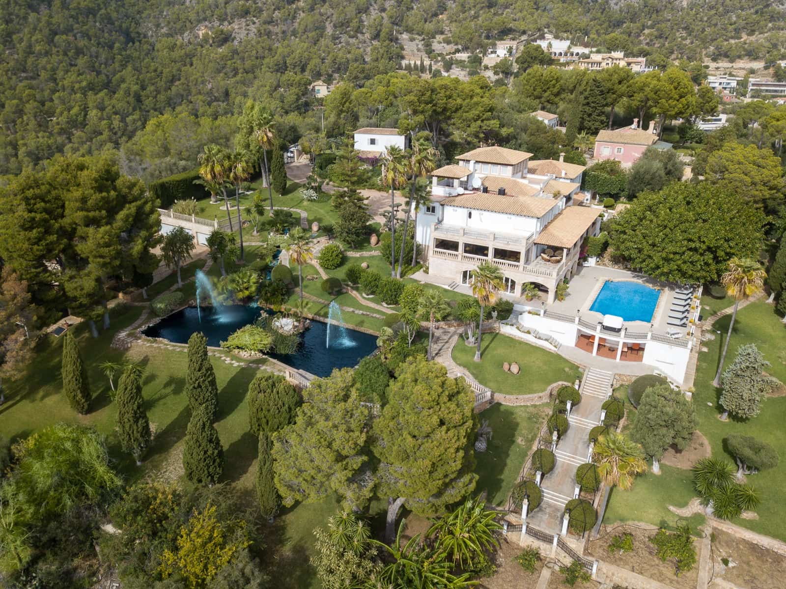 11 makuuhuone Huvila myytävänä paikassa Genova mukana uima-altaan 
autotalli - 12 900 000 € (Ref: 6457200)