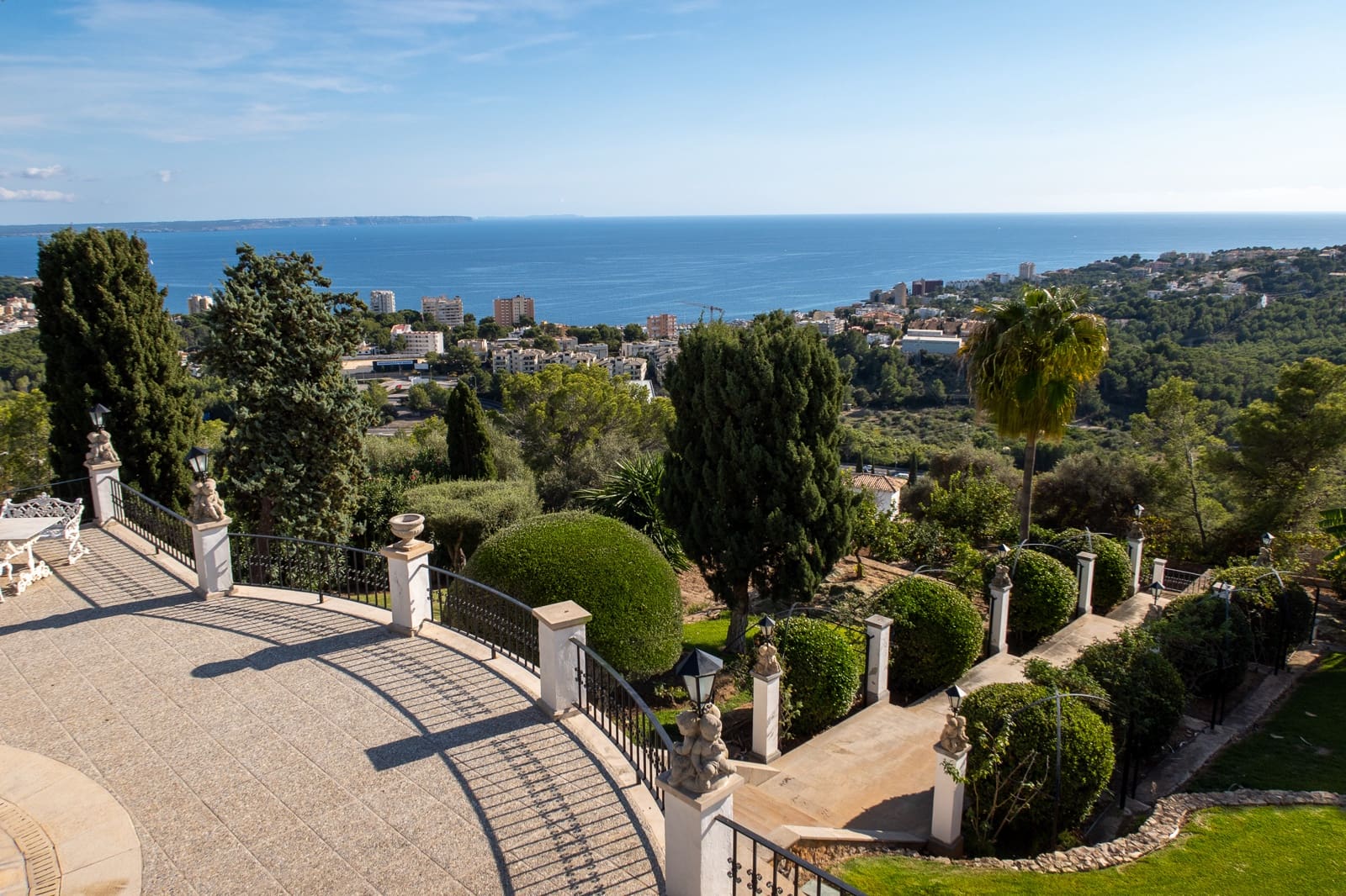 11 makuuhuone Huvila myytävänä paikassa Genova mukana uima-altaan 
autotalli - 12 900 000 € (Ref: 6457200)